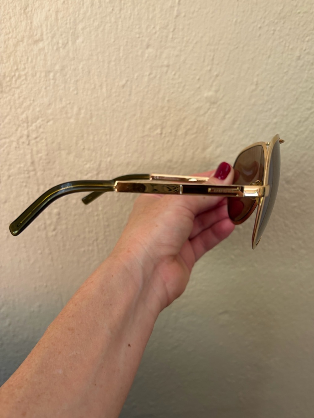 Gucci Aviator Sunglasses - Picture 3 of 6